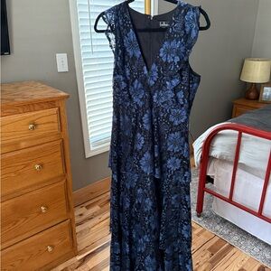 Lulu's Navy Floral Maxi Dress